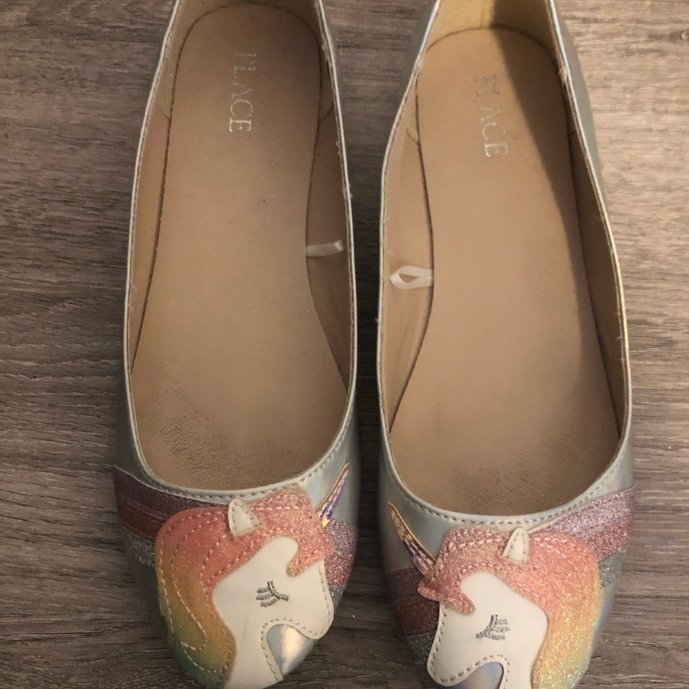 Girls size 5 flats